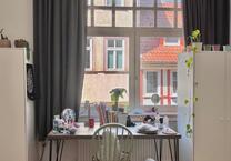 Ein schönes großes 20 sqm WG Zimmer im innenstadt