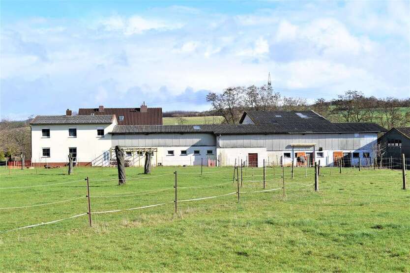 Haus zum Kaufen in Neu-Eichenberg 499.000 € 155 m²