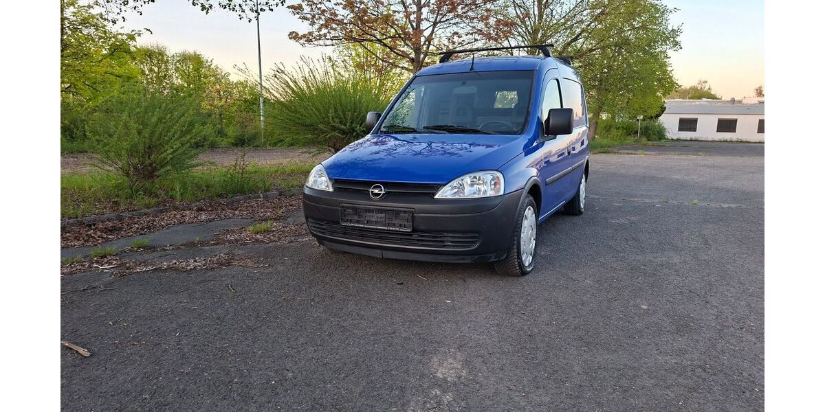 Opel Combo 85.800 km 1.750 &euro; Göttingen 37075