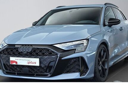 Audi RS3 2.000 km 73.680 € Göttingen OT Grone 37081