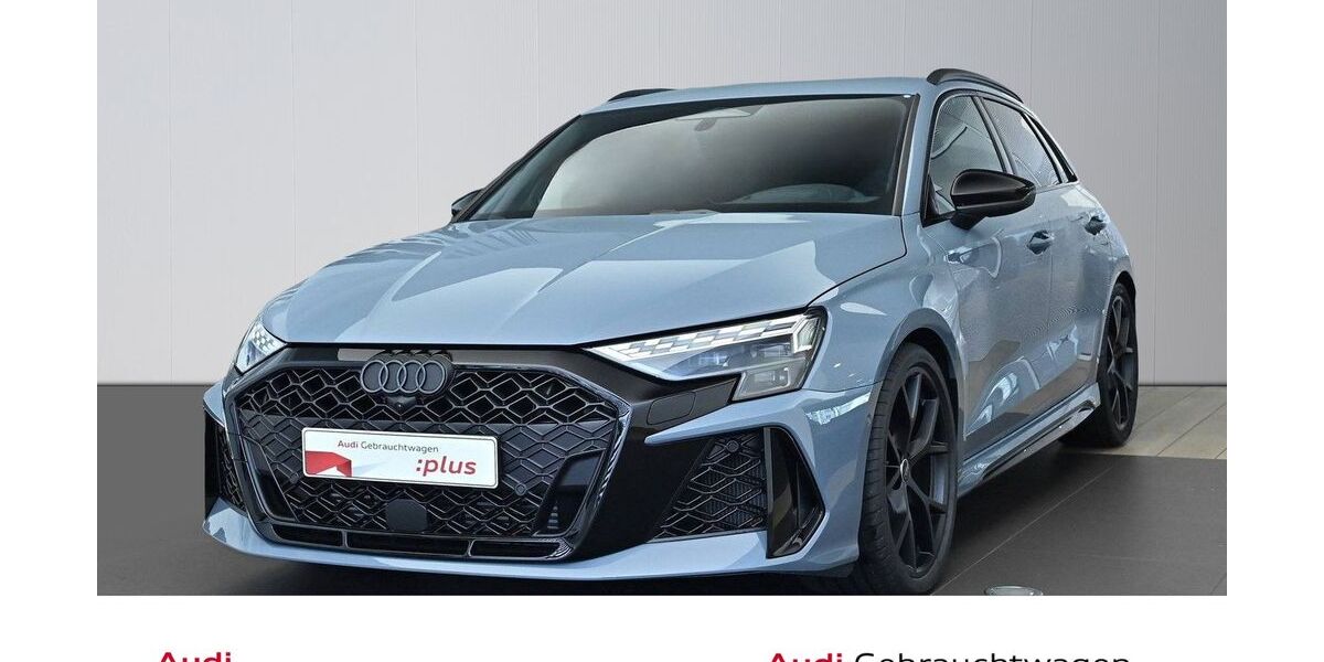 Audi RS3 2.000 km 73.680 € Göttingen OT Grone 37081