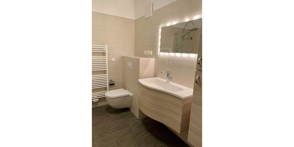 Etagenwohnung Hardegsen - 4 Zimmer, 96 m&sup2;, 895&euro; | Angebot:25598915