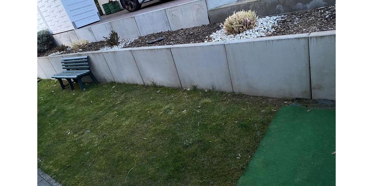 Etagenwohnung Northeim - 4 Zimmer, 135 m&sup2;, 1.250&euro; | Angebot:25505838