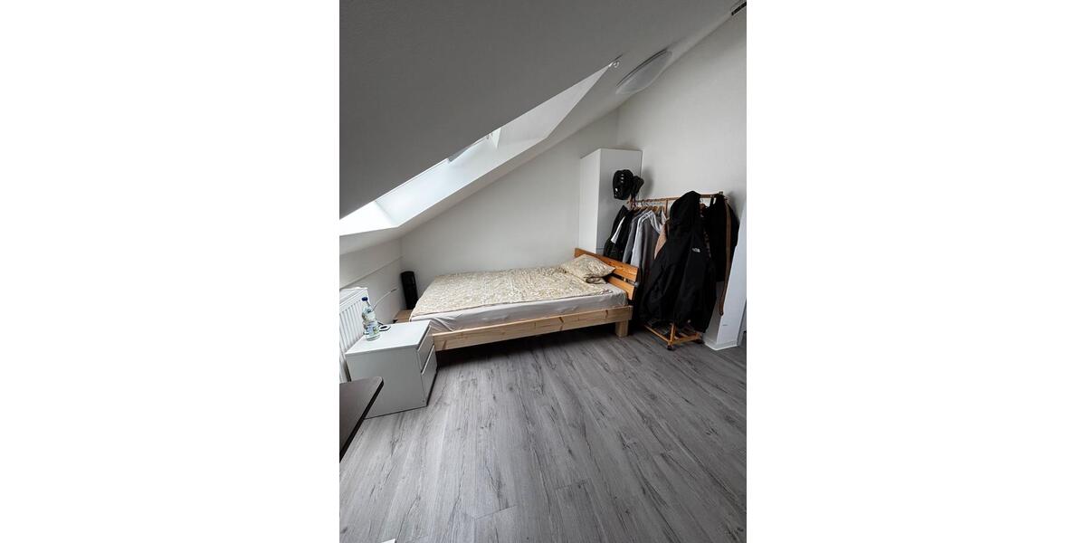 Dachgeschoßwohnung Hann. Münden - 1 Zimmer, 20 m&sup2;, 350&euro; | Angebot:26406968