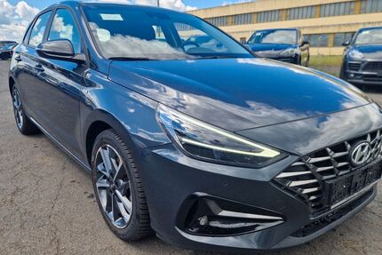 Hyundai i30 49.000 km 17.799 € Fuldatal (Kassel) 34233