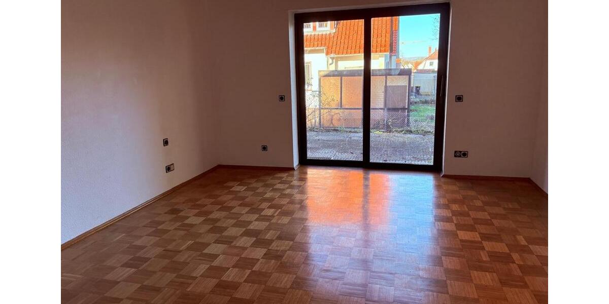 Terrassenwohnung Göttingen - 5 Zimmer, 150 m&sup2;, 1.800&euro; | Angebot:25309955