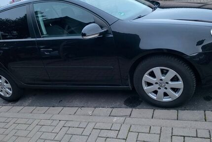 VW Golf 189.000 km 3.000 &euro; Moringen 37186