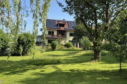 Haus Göttingen Roringen - 9 Zimmer, 262 m&sup2;, 560.000&euro; | Angebot:27016188