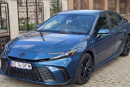 Toyota Camry 3.650 km 38.000 &euro; Hann. Münden, Stadt 34346
