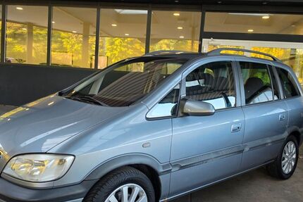 Opel Zafira 186.500 km 2.950 &euro; Göttingen 37081