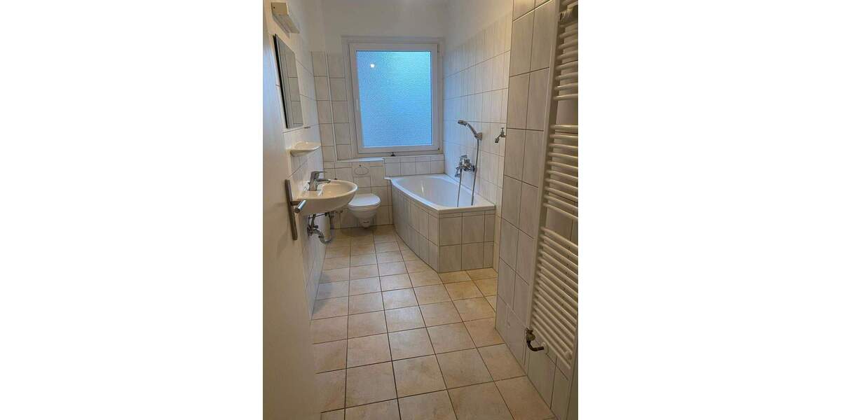 Etagenwohnung Uslar Volpriehausen - 3 Zimmer, 61 m&sup2;, 335&euro; | Angebot:26217968