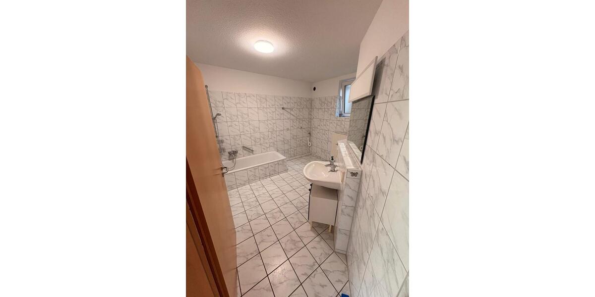 Etagenwohnung Ebergötzen - 2.5 Zimmer, 82 m&sup2;, 730&euro; | Angebot:26676464