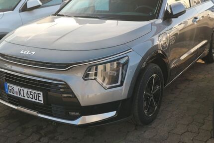 Kia Niro 1.800 km 36.990 &euro; Göttingen 37077