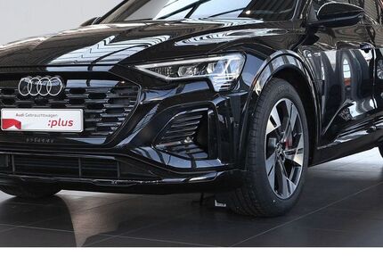 Audi Q8 e-tron 55.788 km 58.380 € Göttingen OT Grone 37081