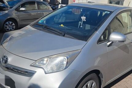 Toyota Verso-S 72.000 km 6.500 &euro; Göttingen 37081