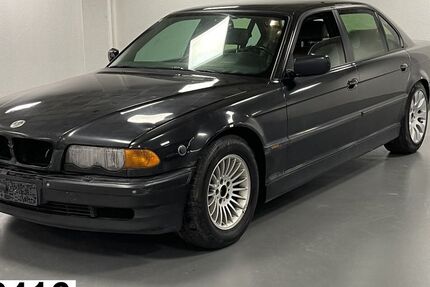 BMW 750 300.000 km 34.000 &euro; Bovenden 37120