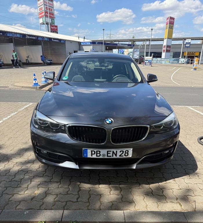 320 Gran Turismo