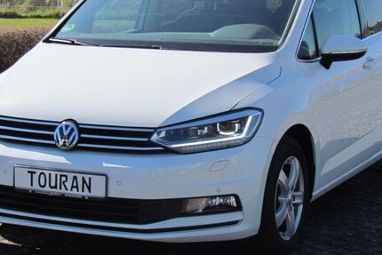 VW Touran 60.000 km 22.980 € Rhumspringe 37434