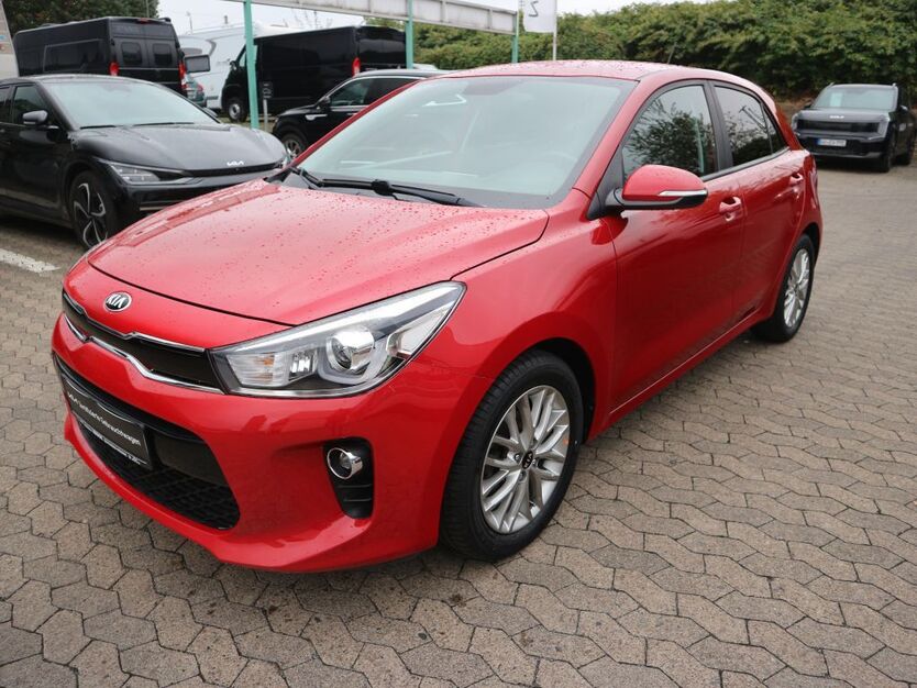 Kia Rio 51.645 km 12.390 € Göttingen 37077