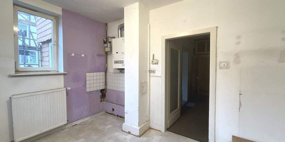 Mehrfamilienhaus, Wohnhaus Bad Sooden-Allendorf Allendorf - 8 Zimmer, 203 m&sup2;, 95.000&euro; | Angebot:25670851