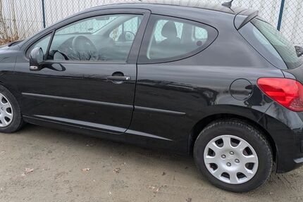 Peugeot 207 149.000 km 1.900 &euro; Uslar 37170