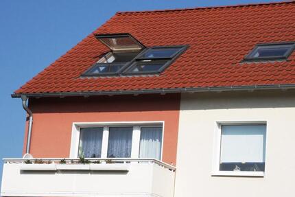 Sonnige und ruhige DG-Wohnung in Groß-Ellershausen 3 zimmer