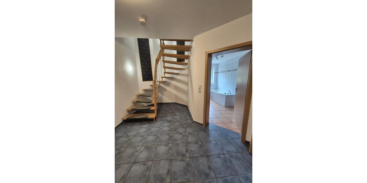 Einfamilienhaus Adelebsen - 6 Zimmer, 223 m&sup2;, 395.000&euro; | Angebot:26049180