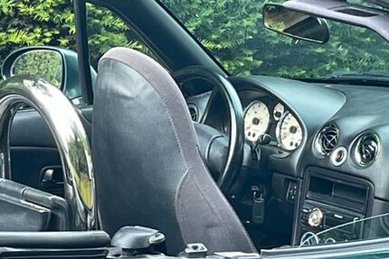 Mazda MX-5 185.000 km 3.850 &euro; Landolfshausen 37136