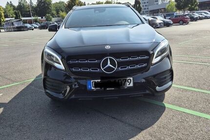 Mercedes GLA 250