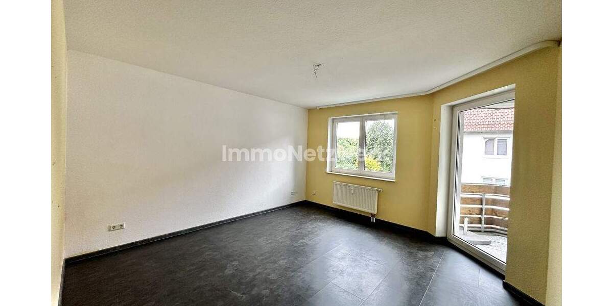 Großzügige, helle Wohnung mit durchdachtem Grundriss in ruhiger Lage mit Südwestbalkon, großes Bad 2 zimmer