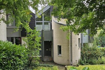 Stilvolle 3 Zi-Wohnung mit Garten & Terrasse – Erstbezug nach hochwertiger Komplettsanierung zimmer