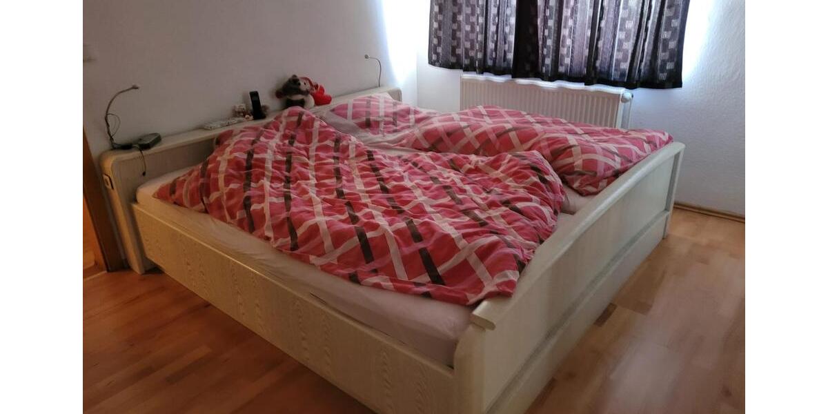 Einfamilienhaus Wesertal - 8 Zimmer, 220 m&sup2;, 185.000&euro; | Angebot:26023084