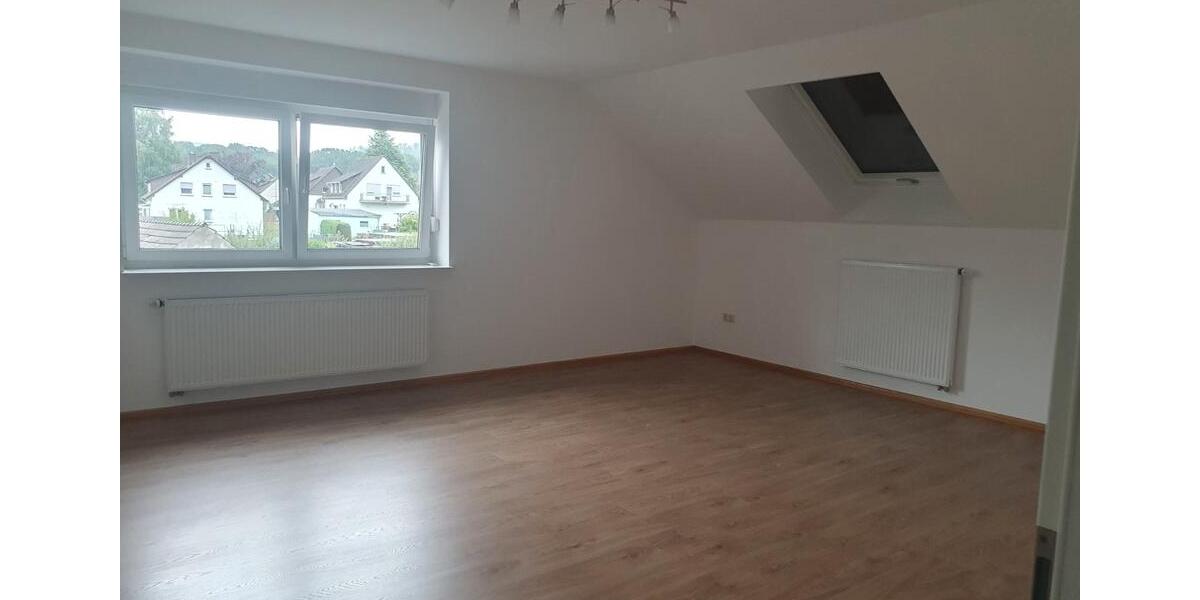 Dachgeschoßwohnung Reinhardshagen - 4 Zimmer, 111 m&sup2;, 722&euro; | Angebot:26176729