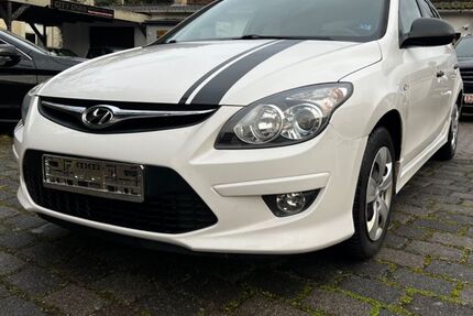 Hyundai i30 208.000 km 3.990 € Göttingen 37081
