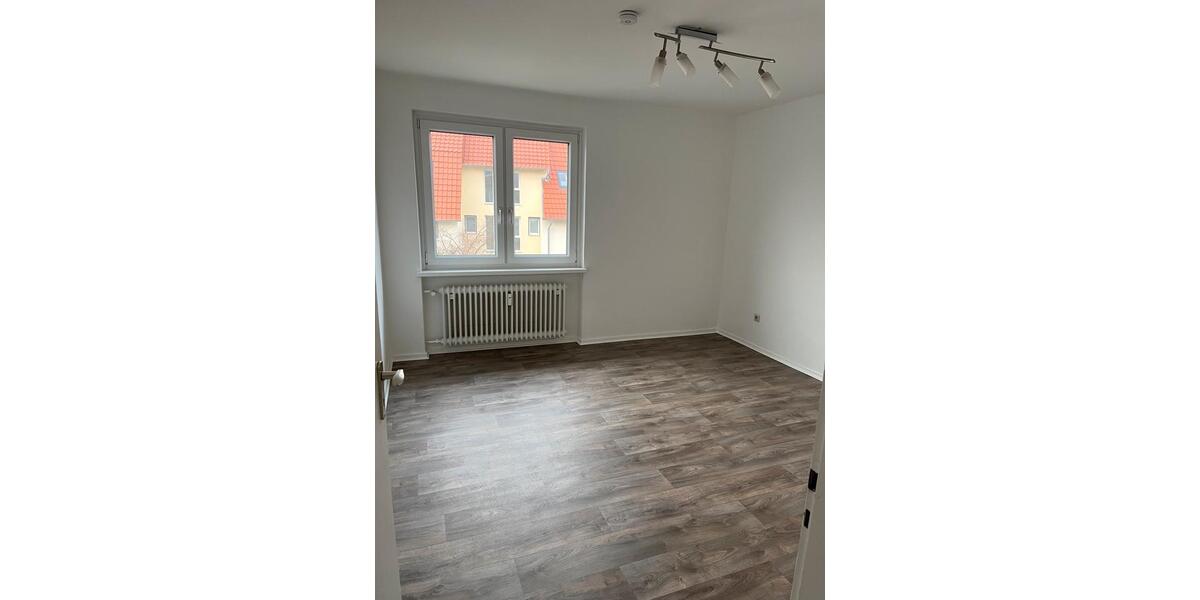 Etagenwohnung Göttingen - 4 Zimmer, 94 m&sup2;, 1.034&euro; | Angebot:25323040