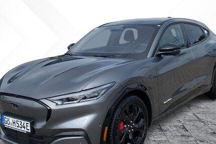 Ford Mustang Mach-E 18.900 km 44.600 € Göttingen 37079