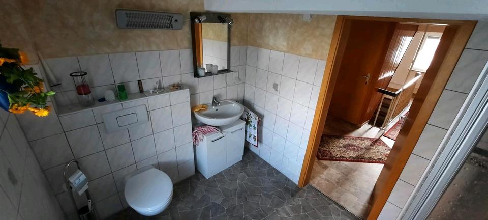 Bauernhaus, Landhaus Dransfeld - 8 Zimmer, 220 m&sup2;, 250.000&euro; | Angebot:27084190