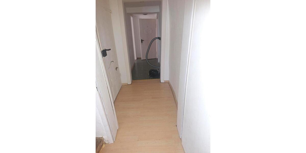 Etagenwohnung Uslar - 1 Zimmer, 20 m&sup2;, 350&euro; | Angebot:26350813