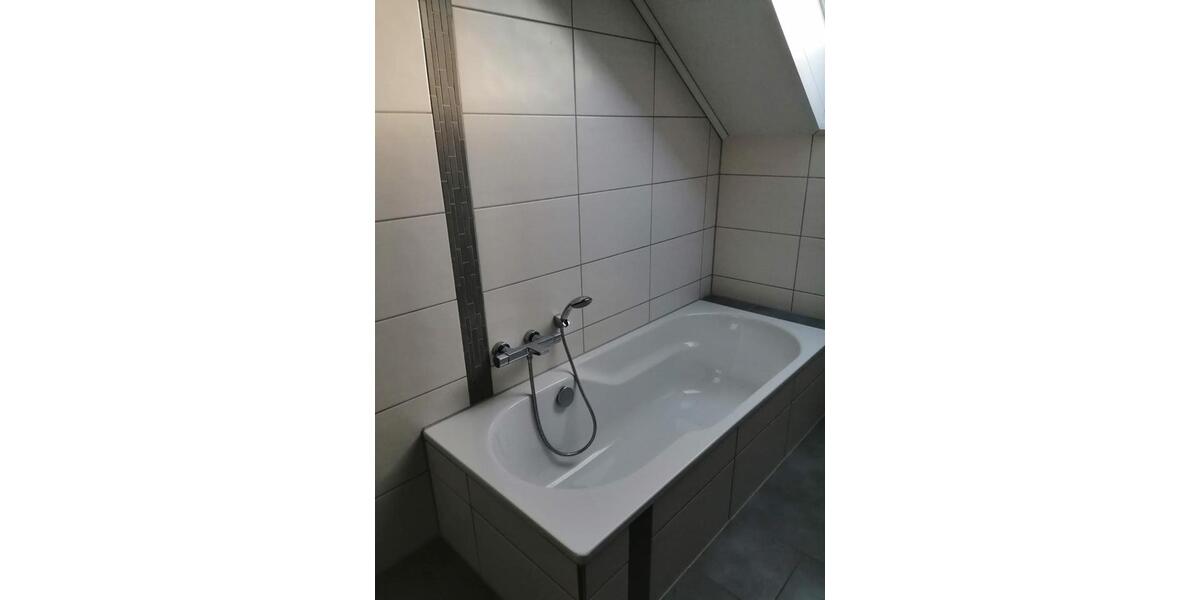 Dachgeschoßwohnung Reinhardshagen - 4 Zimmer, 111 m&sup2;, 722&euro; | Angebot:26176729