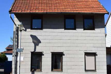 Haus zum Kaufen in Bovenden 115.000 € 116 m² 4 zimmer