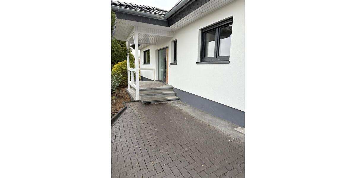 Erstbezug nach Sanierung: Einfamilienhaus in Echte 5 zimmer