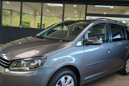VW Touran 240.000 km 4.950 € Göttingen 37081