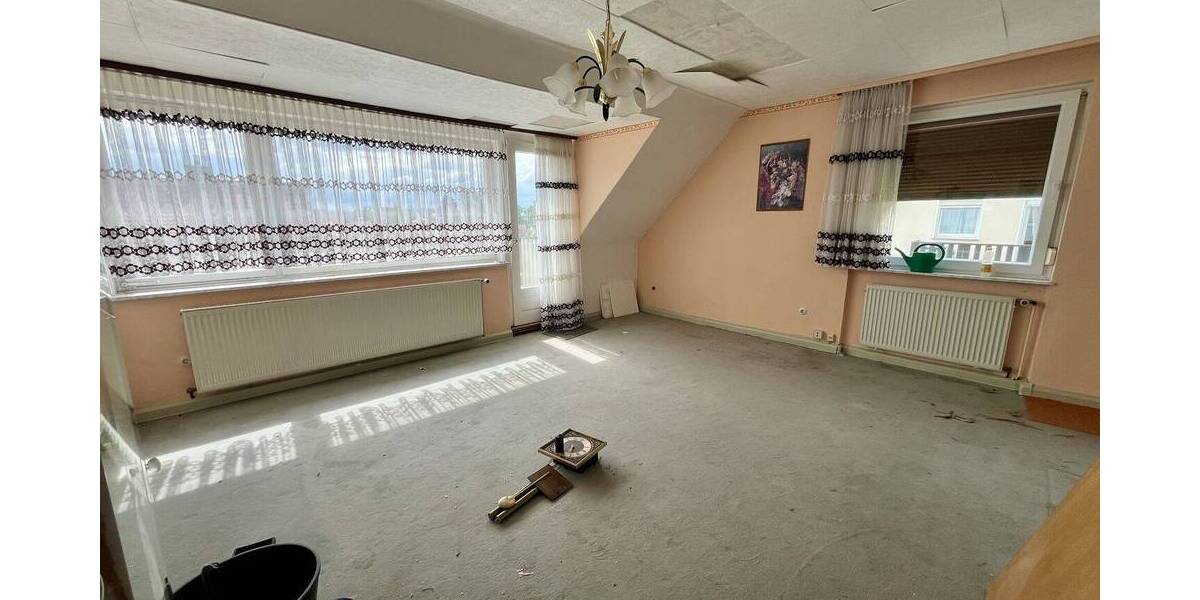 Einfamilienhaus Northeim - 7 Zimmer, 175 m&sup2;, 275.000&euro; | Angebot:26696909
