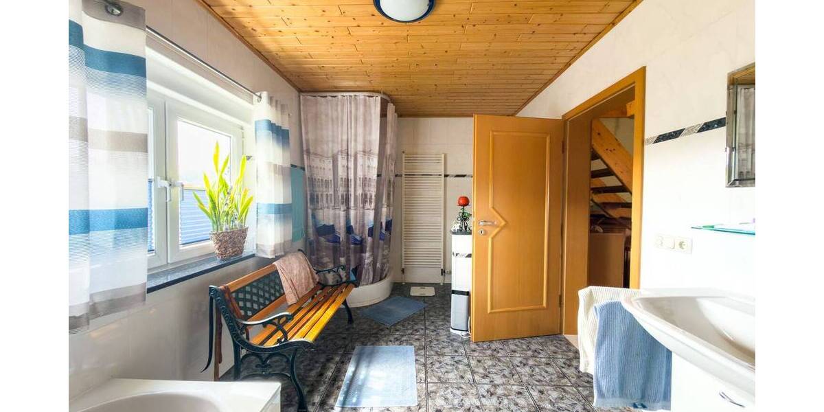 Einfamilienhaus Witzenhausen Dohrenbach - 6 Zimmer, 323 m&sup2;, 479.000&euro; | Angebot:26696910