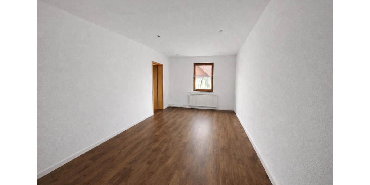 Etagenwohnung Dransfeld - 4 Zimmer, 103 m&sup2;, 850&euro; | Angebot:25479592