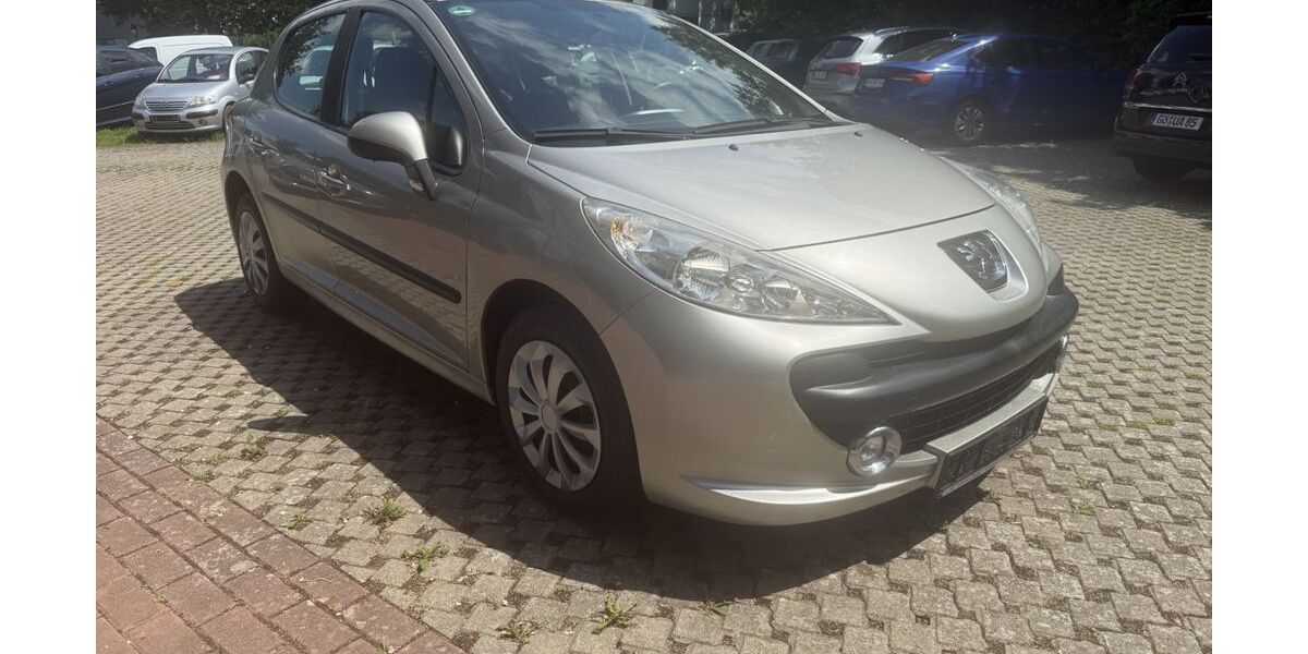 Peugeot 207 80.150 km 3.790 &euro; Göttingen 37081