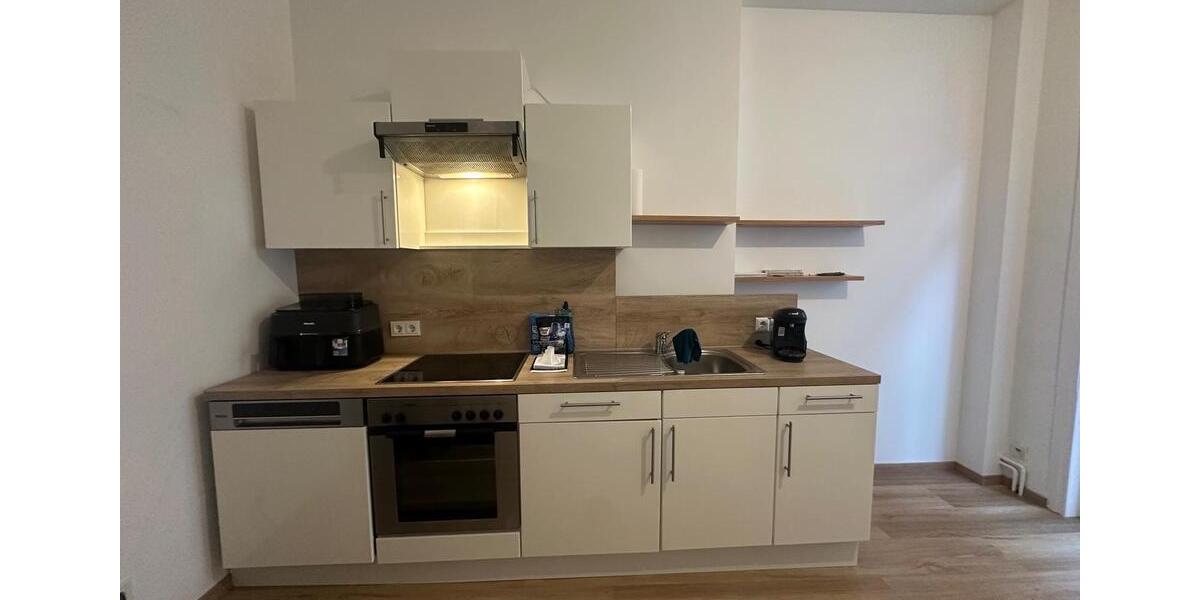Etagenwohnung Göttingen Oststadt - 5 Zimmer, 100 m&sup2;, 430&euro; | Angebot:26480684
