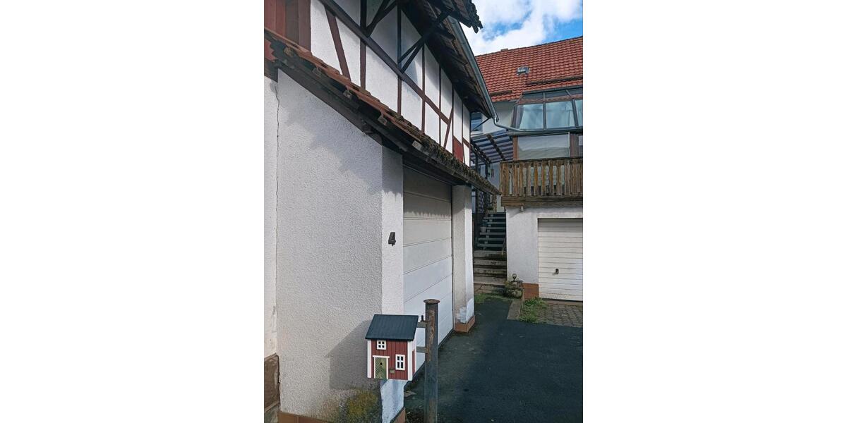 Einfamilienhaus Friedland - 7 Zimmer, 160 m&sup2;, 175.000&euro; | Angebot:27257474