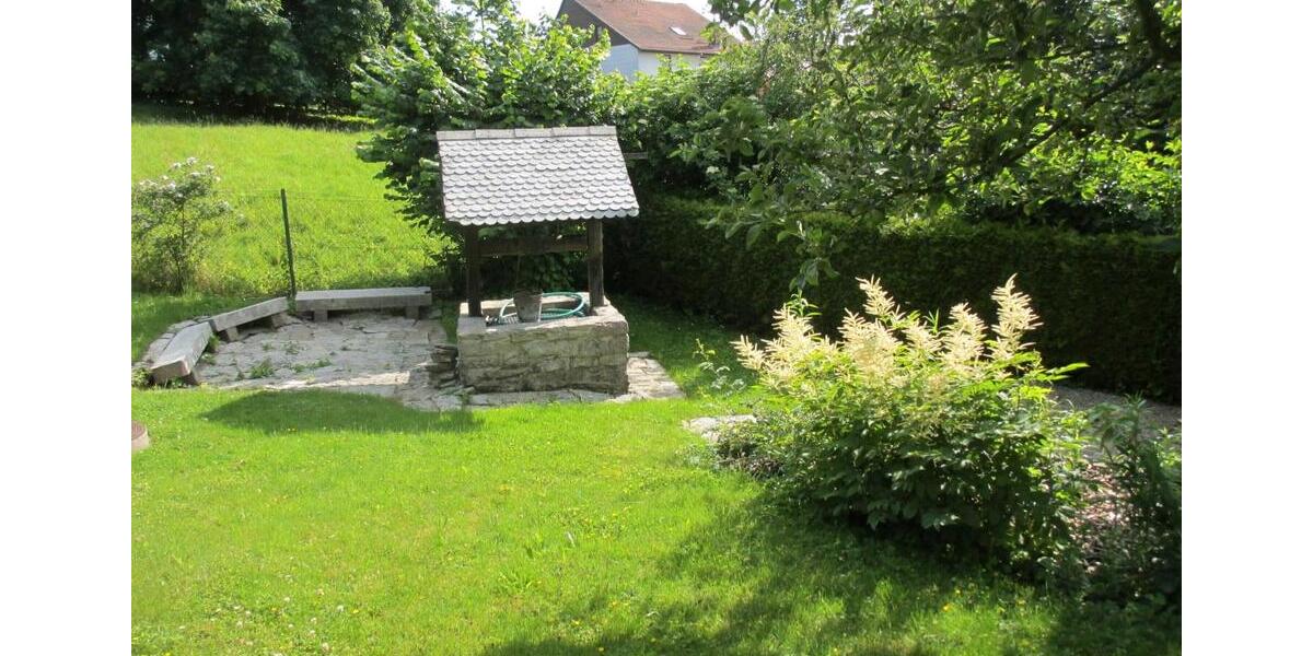 freistehendes Einfamilienhaus, 150 qm Wf. mit traumhaftem Garten 5 zimmer