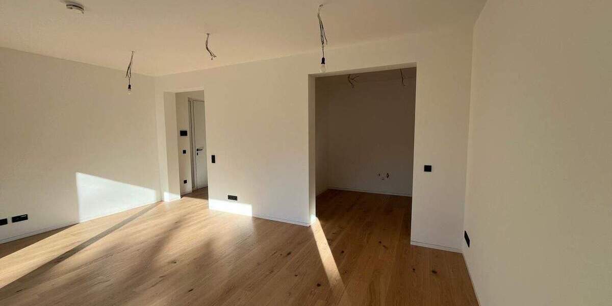 Etagenwohnung Göttingen Nordstadt - 2 Zimmer, 61 m&sup2;, 395.000&euro; | Angebot:25834381